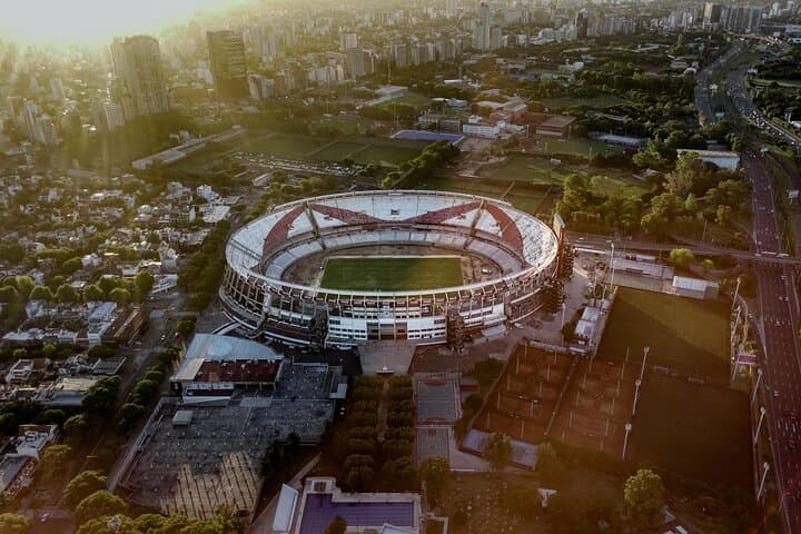 Buenos Aires Helicopter Tour: 35-Minute Private Flight Over City Highlights photo 3