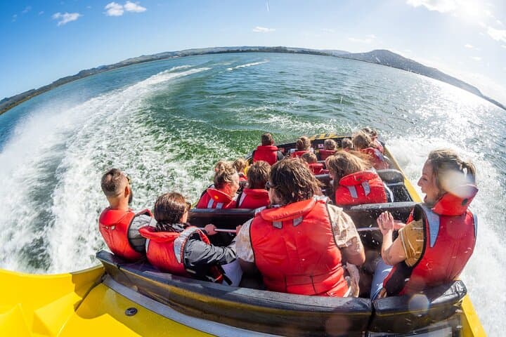 Lake Rotorua Jet Boat Thrill: 30-Minute Katoa High-Speed Tour photo 4