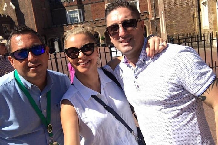 Black Cab London Tour: Above-and-Below Private 4‑Hour City Sights Experience photo 3