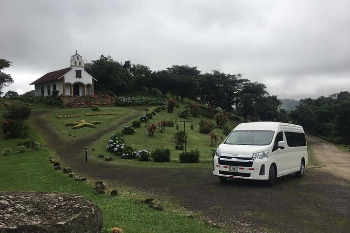 Private Shuttle San Jose to Caldera — Comfortable Transfer to Costa Rica’s Pacific Coast photo 3