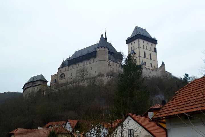 Prague to Karlstejn Trail Running — 17km Castle-Bound Trail Run from the City