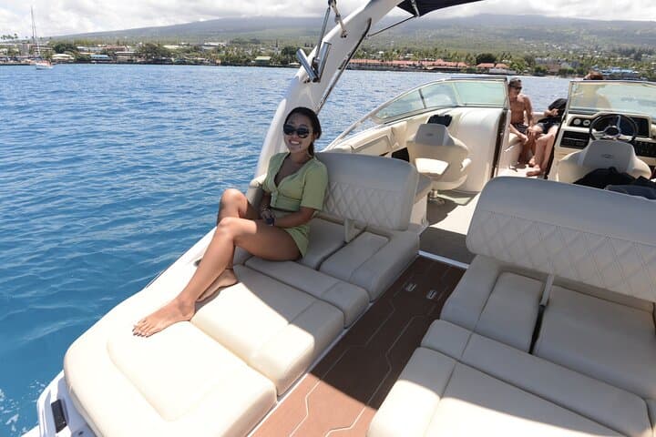 Luxury Private Snorkel Charter on Kona Coast — Captain Cook & Dolphin Watching photo 3