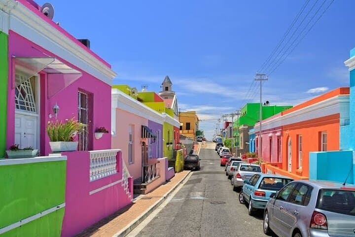 6-Day Cape Town Highlights Tour: Table Mountain, Robben Island & Winelands