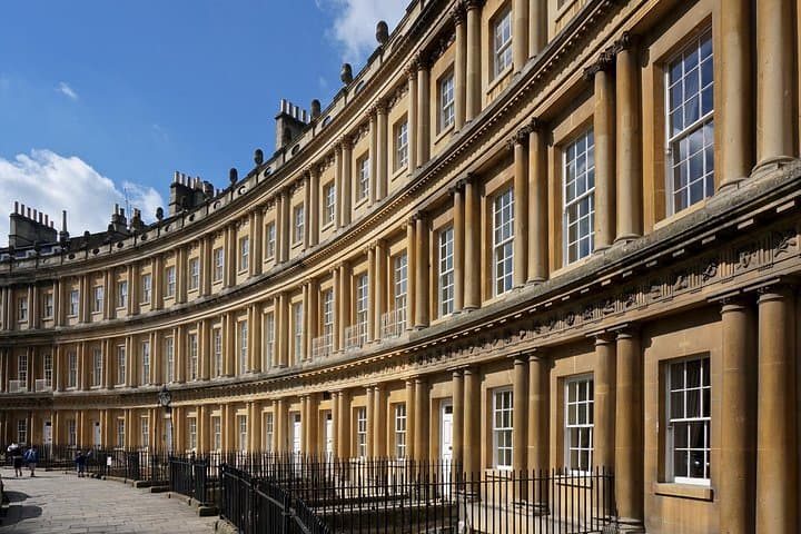 Jane Austen's Bath: Self-Guided Audio Walking Tour of Georgian & Regency Sites