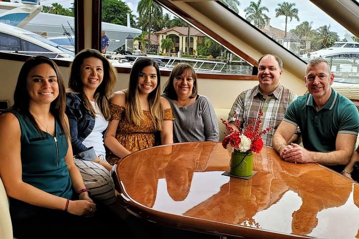 Private Yacht Cruise Through Fort Lauderdale: 2-Hour 690 Marquis Charter photo 4