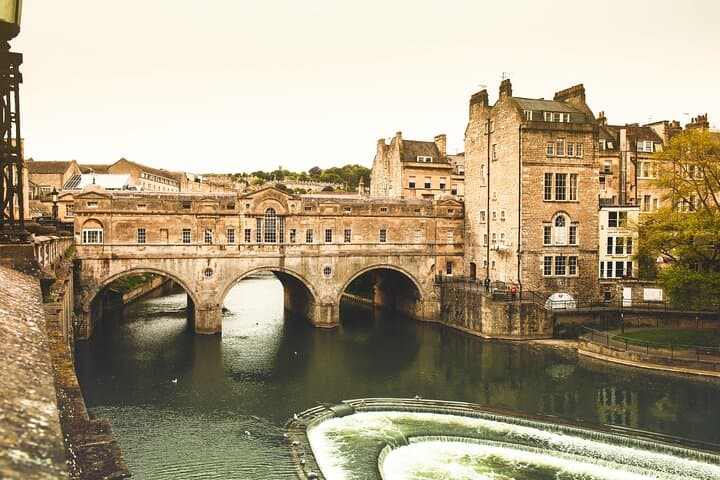 Two-Day Windsor, Stonehenge, Bath & Oxford Small-Group Tour from London photo 5