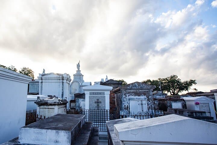 Official St. Louis Cemetery No. 1 Walking Tour — New Orleans' Historic Tombs photo 2