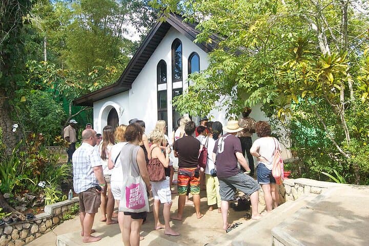 Visiting Bob Marley’s Mausoleum at Nine Mile: Guided Tour from Montego Bay