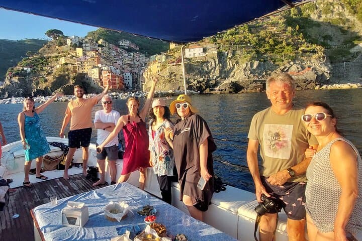 Sunset Cinque Terre Gozzo Boat Tour from Monterosso