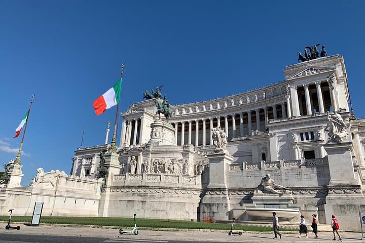 Glide Through Rome: Best Highlights by Golf Cart for First-Time Visitors photo 5
