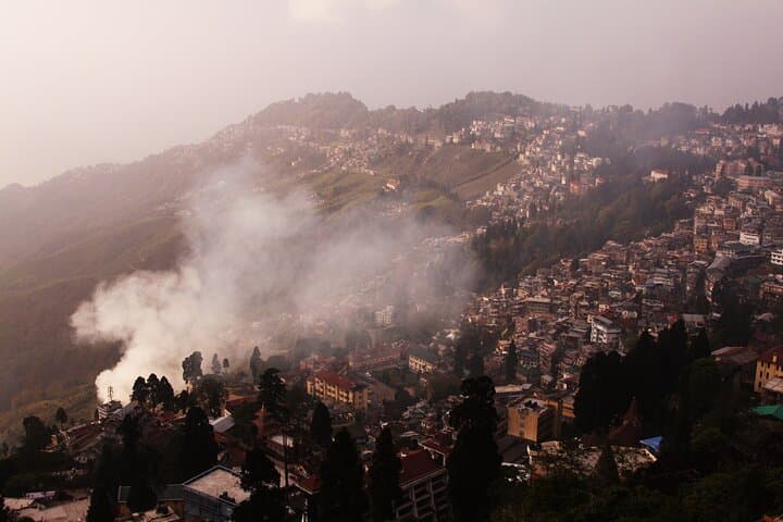 Splendors of North East India: 11-Day Darjeeling & Sikkim Scenic Tour photo 4