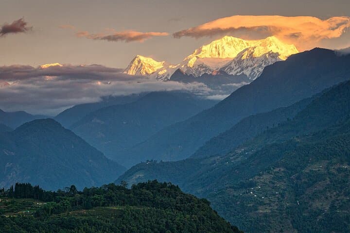 Splendors of North East India: 11-Day Darjeeling & Sikkim Scenic Tour