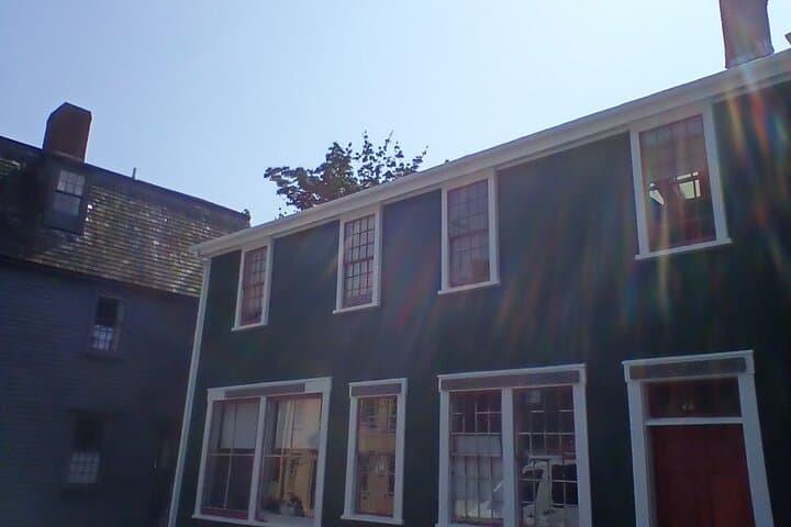 Private Newport City Tour: Mansions, Ocean Drive & Local Stories photo 6