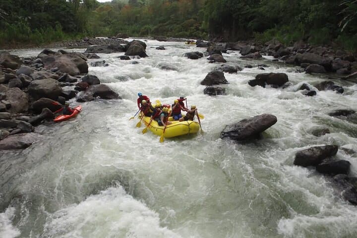 3-Day Pacuare River Rafting & Rainforest Lodge Experience, Costa Rica photo 4