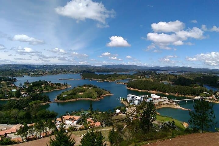 Private Guatape Tour: Climb El Peñol and Explore Colorful Guatapé photo 5
