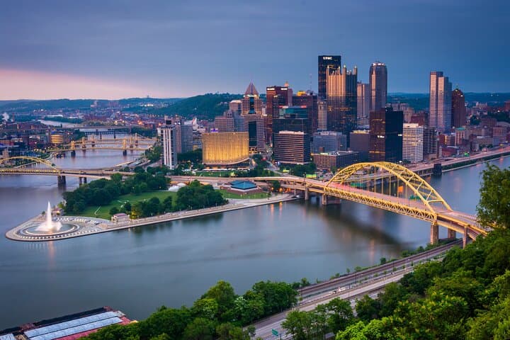 Smartphone-Guided Downtown Pittsburgh Tour: Stories, Sights & Point State Park Walk
