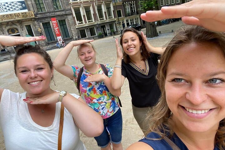 Solve the Case: Arnhem Interactive Murder Mystery Walk for Kids photo 4