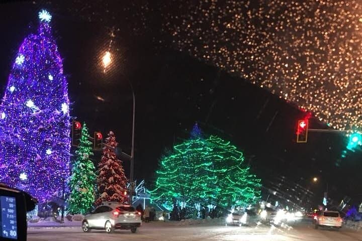 Day Trip to Leavenworth from Seattle: Stevens Pass, Wine Tasting & Seasonal Sleigh Rides photo 6