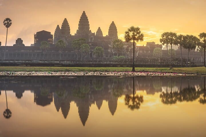 Journey Through Angkor: Private Multi-Day Temple Tour with Airport Transfers photo 2