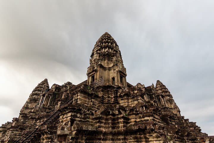 Journey Through Angkor: Private Multi-Day Temple Tour with Airport Transfers photo 5
