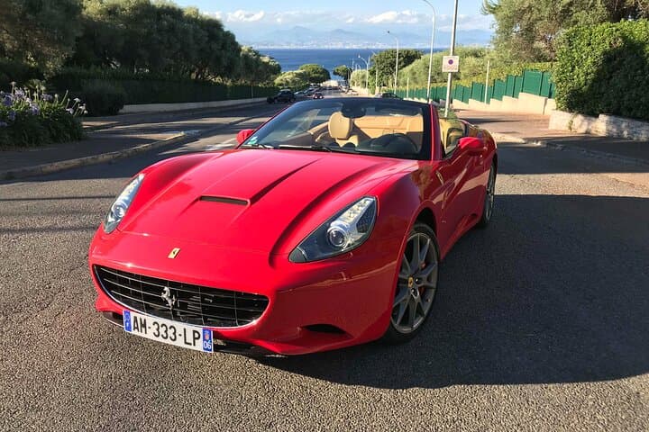 Coastal Ferrari Tour of Juan-les-Pins & Cap d'Antibes — Convertible Photo Drive