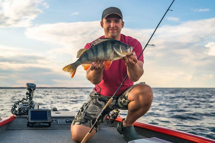 Full-Day Fishing and Barbecue off Santos Coast — Private Boat Experience photo 2