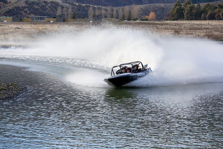 Jet Sprint Boating in Gibbston Valley — High-Speed Jet Boat Rides Near Queenstown photo 5