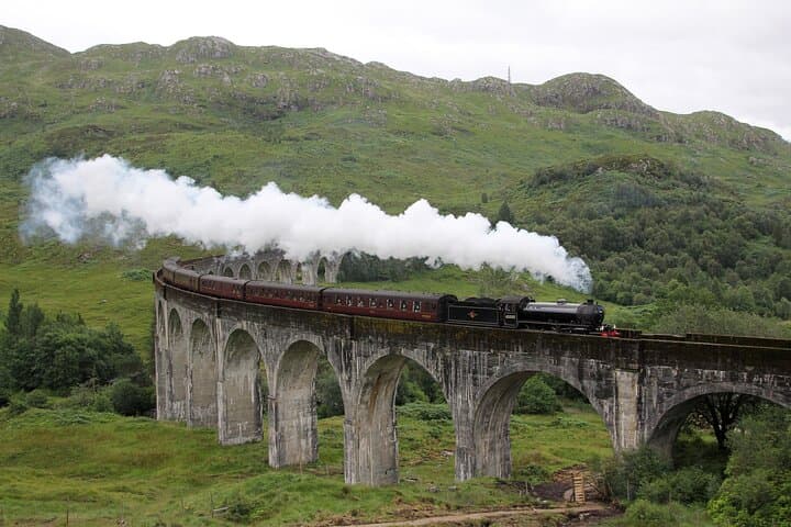 Edinburgh to Glenfinnan Viaduct, Glencoe & Fort William Guided Day Tour photo 2