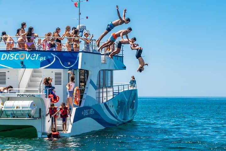 Half-Day Dolphin Watching Cruise from Lagos — Ponta da Piedade & Sea Caves photo 4