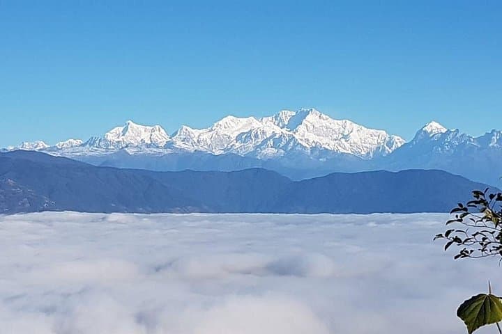 Sandakphu Singhalila Trek: Darjeeling to Phalut Ridge Camping and Himalayan Panorama photo 3