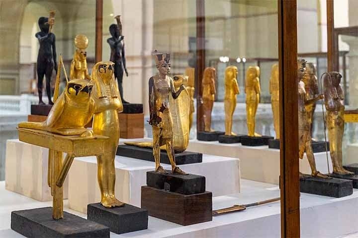 2-Day Giza & Cairo Private Tour from Alexandria — Pyramids, Sphinx & Egyptian Museum photo 2