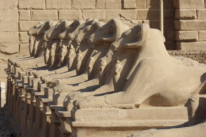 48-Hour Egypt: Cairo to Luxor, Aswan & Abu Simbel by Plane