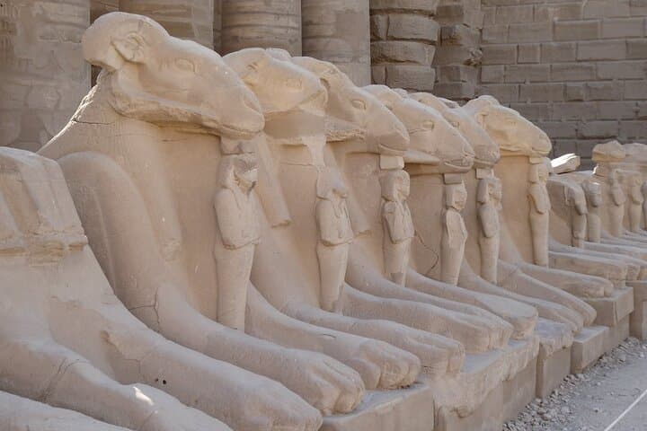 48-Hour Egypt: Cairo to Luxor, Aswan & Abu Simbel by Plane photo 4