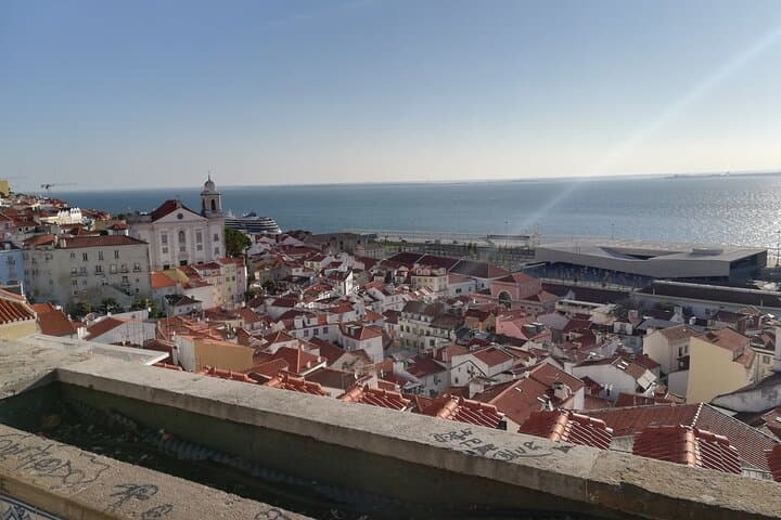 Run Through Lisbon’s Historic Streets: Guided 1–2 Hour City Running Tour photo 4