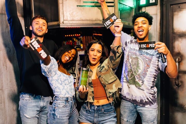Houston Galleria Escape Rooms — 60-Minute Live Puzzle Adventures photo 4