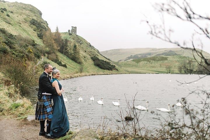 Edinburgh Private Photo Shoot: Capture Royal Mile to Arthur's Seat Like a Local photo 3
