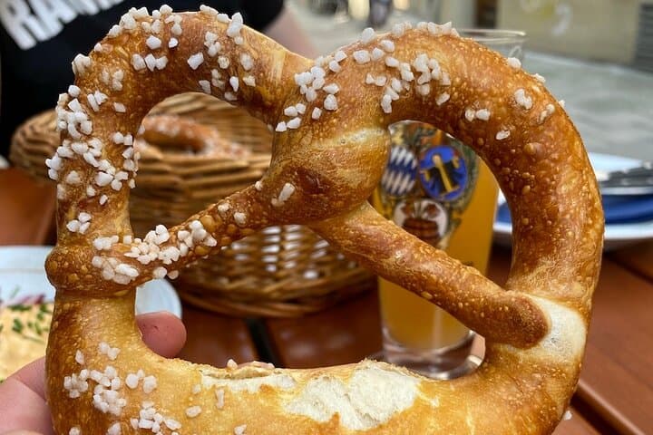 Munich 2-Hour Food Power Tour: Viktualienmarkt Tastings & Beer History photo 2