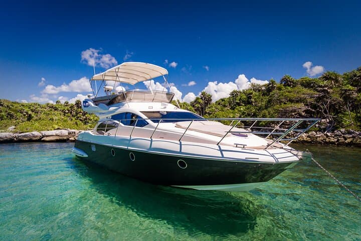 Tulum Luxury Escape: 4-Hour Private Yacht on a 43' Azimut