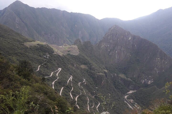 Short Inca Trail: 2-Day Trek to Machu Picchu via Wiñay Wayna photo 3