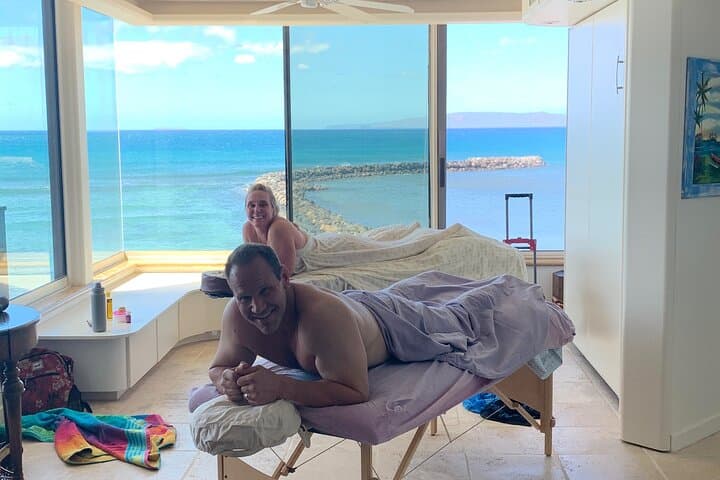 Maui Relaxation: 90-Minute Professional Massage with Organic Oils photo 3