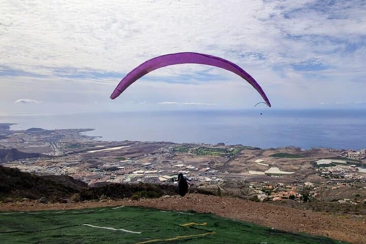 Tenerife Standard Paragliding Flight Over Costa Adeje — 15-Min Tandem Experience photo 4