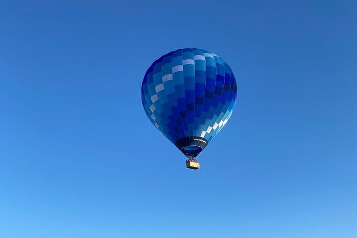 Sunrise Hot Air Balloon Flight Over Temecula Wine Country photo 6