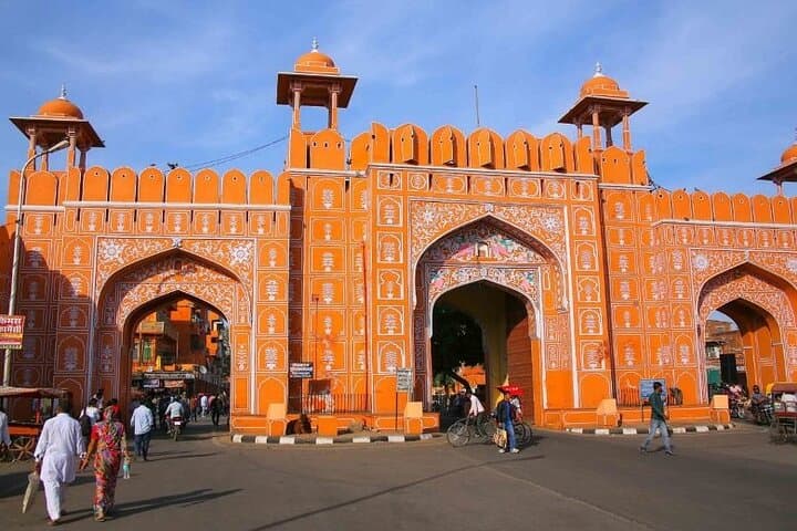 Full-Day Jaipur Excursion: Private Tour of Amber Fort, Hawa Mahal & City Palace photo 2