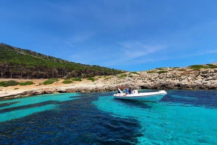 Dinghy Excursion to the Egadi Islands: Snorkel Coves and Sicilian Tasting