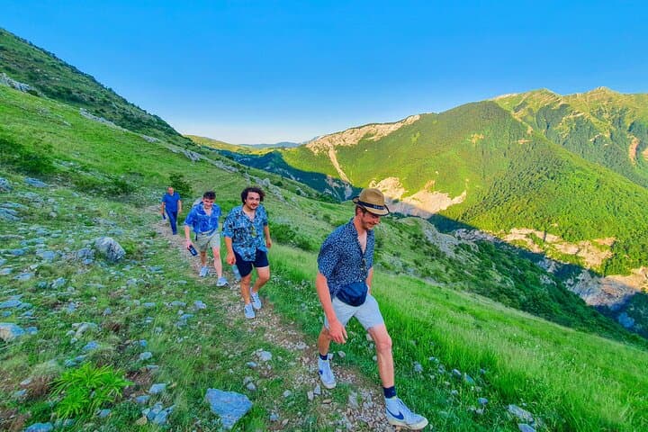 Umoljani to Lukomir via Obalj Peak — Day Hike from Sarajevo photo 5