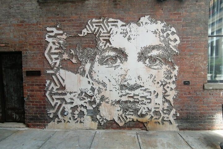 Self-Guided Detroit Spirit & History Walking Tour — Art, Architecture, and Pizza