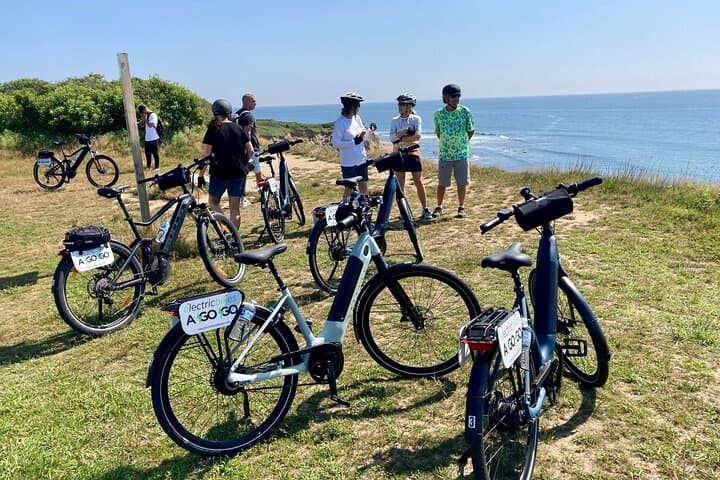 Montauk Point Electric Bike Tour: Lighthouse, Cliffs & Camp Hero eBike Ride photo 5