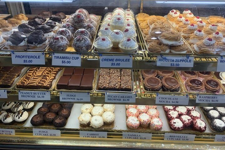 North End Pizza, Cannoli & Picnic: Self-Guided Food Walking Tour in Boston photo 4