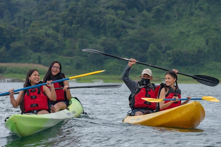 Kayaking Lake Arenal from La Fortuna — Guided 3-Hour Paddle