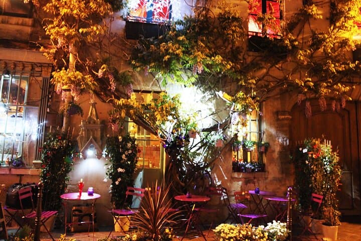 Paris by Night Ghost Tour — Walking the City's Dark History and Legends photo 5